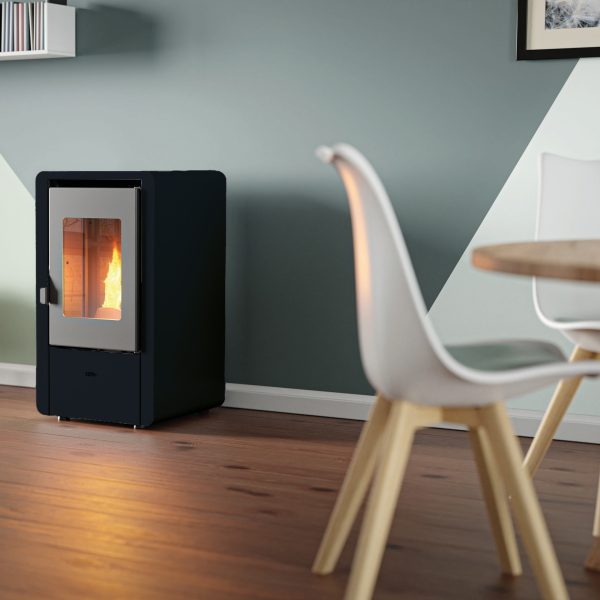 ARTEL Petit 6kW, Black — 6 kW wood pellet stove sold by Ray Wood Exploatare